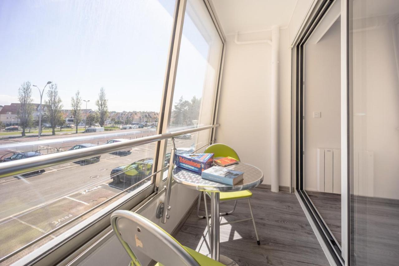 Les Vagues Apartment Courseulles-sur-Mer Luaran gambar